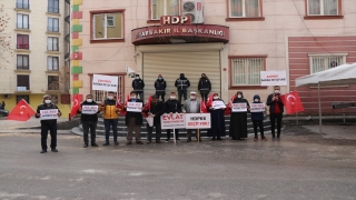 Diyarbakır annelerinin oturma eylemine bir aile daha katıldı