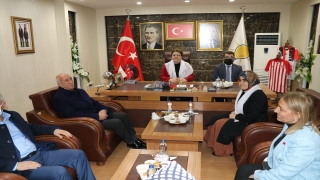 Aile ve Sosyal Hizmetler Bakanı Derya Yanık Batman’da temaslarda bulundu