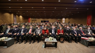 ”25 Aralık Kahramanlık ve Panorama Müzesi”inde emeği geçenlere plaket verildi