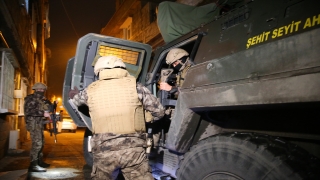 Gaziantep’te ”torbacı” operasyonunda 18 şüpheli yakalandı