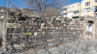 Şanlıurfa’da kaçak kazı yapan 4 kişi suçüstü yakalandı
