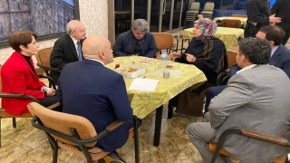CHP Genel Başkanı Kılıçdaroğlu, Diyarbakır’da evlat nöbeti tutan ailelerle görüştü