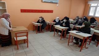 Bağlar Belediyesinden aile içi ilişkilerin güçlendirilmesine yönelik eğitim 