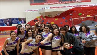 Dicle Üniversitesi Voleybol Takımı bölge şampiyonu oldu