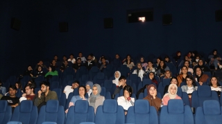 Diyarbakır Büyükşehir Belediyesinden öğrenciler için sinema etkinliği 