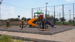 Artuklu’da kırsal mahallelere çocuk parkı