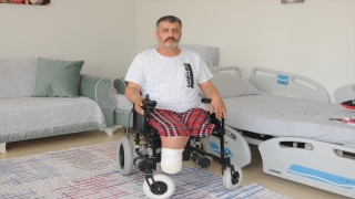 Mardin’de engellilere tekerlekli sandalye ve ortopedik yatak desteği