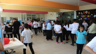 Silopi’de TÜBİTAK 4006 Bilim Fuarı açıldı 