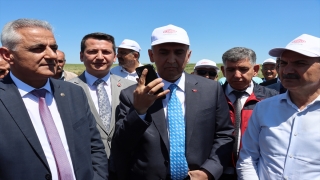 Tarım ve Orman Bakanı Kirişci, Adıyamanlı çiftçilerle telefonda görüştü: