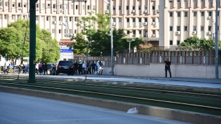 GÜNCELLEME Gaziantep Emniyet Müdürlüğü önünde bir kişi vurularak etkisiz hale getirildi