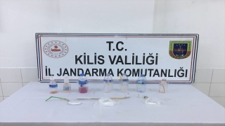 Kilis’te uyuşturucu operasyonunda yakalanan 3 şüpheliden biri tutuklandı