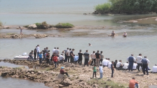 GÜNCELLEME Şırnak’ta Dicle Nehri’ne giren ve akıntıya kapılarak kaybolan 2 çocuktan birinin cesedi bulundu 