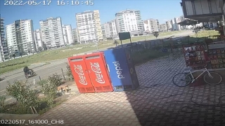 Diyarbakır’da 2 iş yerine 4 kez düzenlenen silahlı saldırıyla ilgili 3 zanlı tutuklandı