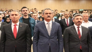 Milli Eğitim Bakanı Özer, Türkiye’deki okullaşma oranına dikkati çekti:
