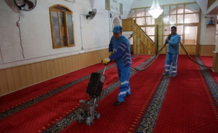 Eyyübiye'de camiler temizleniyor