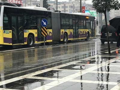 Şanlıurfa güne yağmurla uyandı