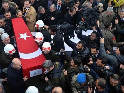 İdlib şehitleri son yolculuklarına uğurlanıyor