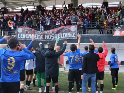 Futbolcular taraftara seslendi! Yalnız bırakmayın