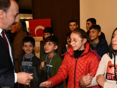 "Geleceğimiz sokaklarda kaybolmasın"