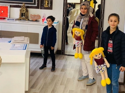 Harçlıklarını bağışladılar