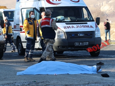 Şanlıurfa Bozova İlçesinde silahlı kavga: Ölü ve yaralılar var