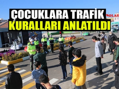 Trafik Polislerinden çocuklara trafik eğitim
