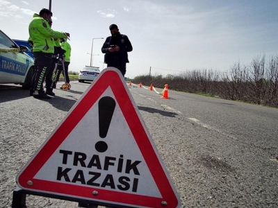  Şarampole devrilen aracın sürücüsü hayatını kaybetti