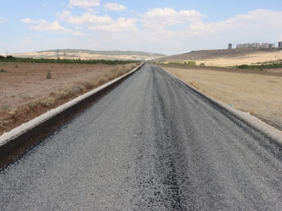 Büyükşehir’den Karaköprü kırsalında asfalt atağı