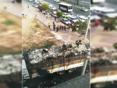 Urfa’da Pamuk Yüklü Kamyon Yandı