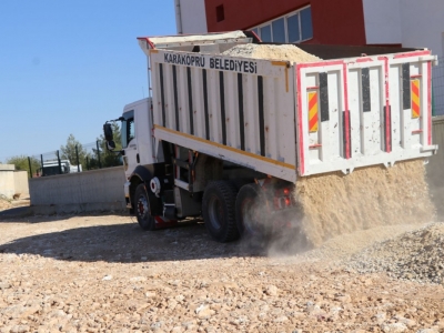 Karaköprü Kırsalında Yol Seferberliği Sürüyor