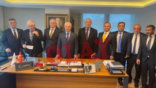 Cevheri İYİ Parti’de siyasi danışman oldu 