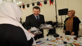 Baydilli’den kadınlara jest