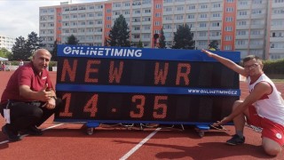 Özel sporcu Emirhan Akçakoca, dünya rekoru kırdı, 3 altın madalya kazandı