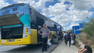 İETT otobüsünün arızalanması nedeniyle İstanbul Havalimanı yolcuları yolda kaldı