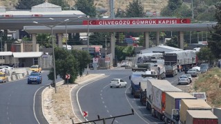 Suriye'ye insani yardımların gönderildiği Cilvegözü, yine kapanma riskiyle karşı karşıya