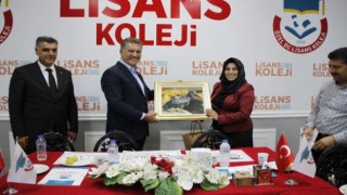 TDP Genel Başkanı Sarıgül’den Lisans Koleji’de Sürpriz Ziyaret