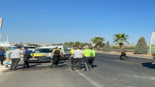 Şanlıurfa'da otobüse çarpan otomobildeki 2 kişi öldü