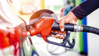 Benzin fiyatları değişiyor zam yolda