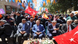 Viranşehir’de Bakan Bozdağ’ın katılımı ile Yazmacı’nın seçim bürosu açılışı mitinge dönüştü