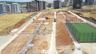 Karaköprü Belediyesi Doğukent Mahallesine yeni park kazandırıyor
