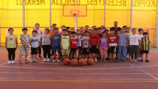 Karaköprü’de spor kursları çocukların uğrak yeri oldu