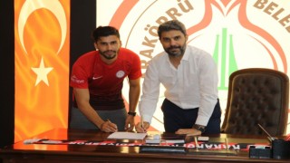 Karaköprüspor’dan orta sahaya takviye!