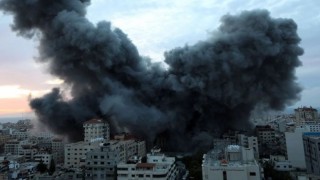 Gazze’de çocuklar savaşın kurbanı
