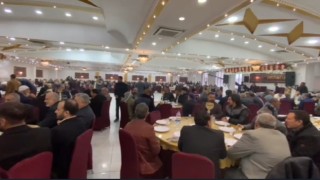 Kan davalı aileler barış yemeğinde bir araya geldi