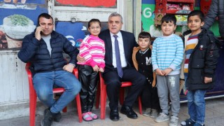 Başkan Beyazgül yüreklere dokunmayı sürdürüyor