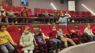 Şanlıurfa’da minik çocuklar sinemayla buluştu