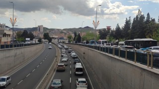 Bakan Uraloğlu: O taşıtlar pazar günü belirli güzergahlarda trafiğe çıkmayacak