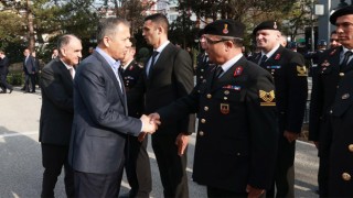 İçişleri Bakanlığı’nda koruma aracı ve polis sayısı azaltıldı