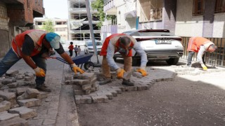 Haliliye’de 4 mahallede yollar düzenleniyor