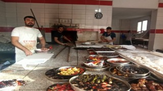 Şanlıurfa’da fırınlarda tepsi yoğunluğu